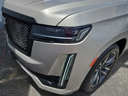 Certified 2024 Cadillac Escalade ESV Sport Platinum w/ LPO, Floor Liner Package image 13