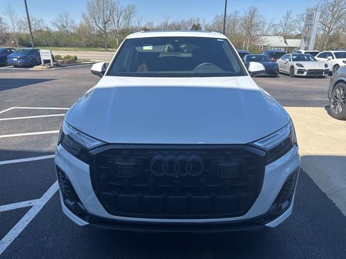 Used 2025 Audi Q7 2.0T Premium Plus w/ Premium Plus Package AWD/4WD image 3