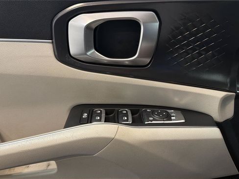Used 2022 Kia Sorento S FWD image 23