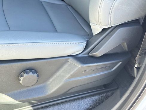 New 2026 Ford F250 XL w/ XL Chrome Package image 21