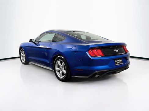 Used 2018 Ford Mustang Coupe RWD image 5
