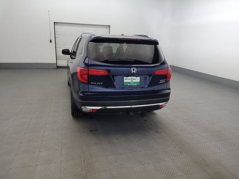 Used 2017 Honda Pilot Touring image 6