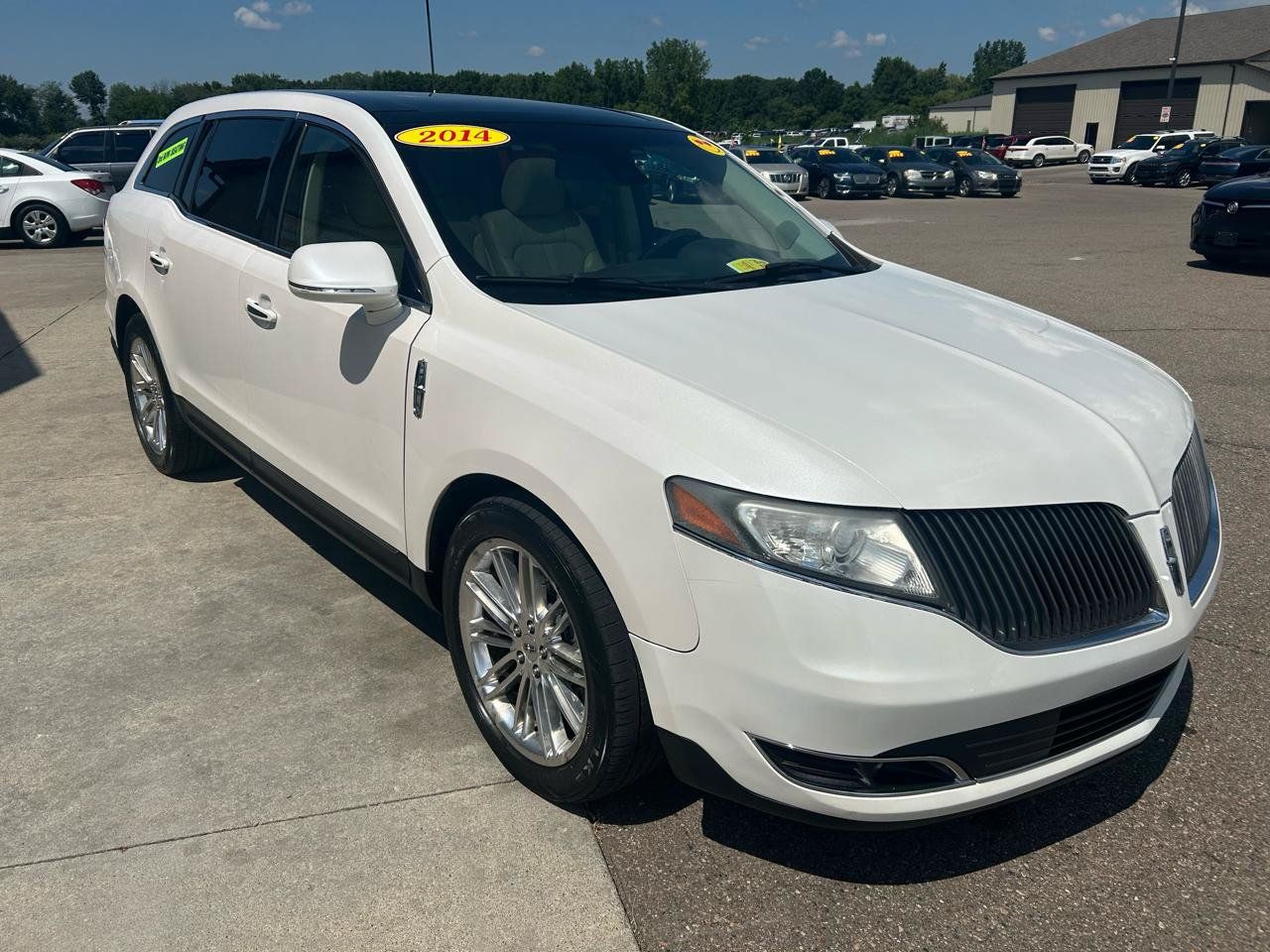 Used 2014 Lincoln MKT AWD w/ Equipment Group 201A image 3