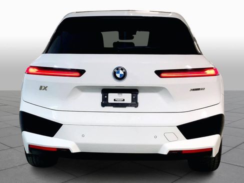 Certified 2023 BMW iX xDrive50 w/ Premium Package image 4