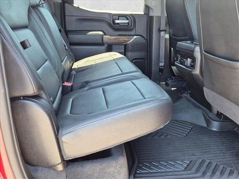 Used 2021 Chevrolet Silverado 1500 LT Trail Boss w/ Convenience Package II AWD/4WD image 16