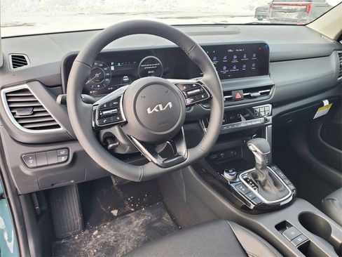 New 2026 Kia Seltos SX image 11
