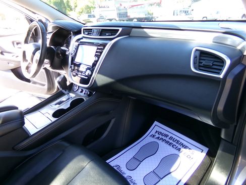 Used 2017 Nissan Murano Platinum w/ Platinum Technology Package image 37