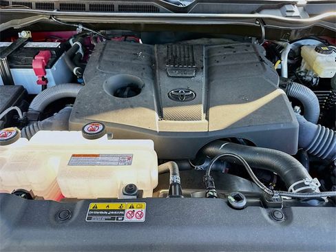 Used 2025 Toyota Tundra SR5 image 27