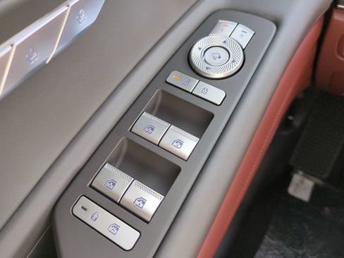 Certified 2026 Genesis GV80 3.5T Prestige AWD/4WD image 21