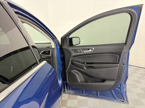 Certified 2020 Ford Edge SEL image 30