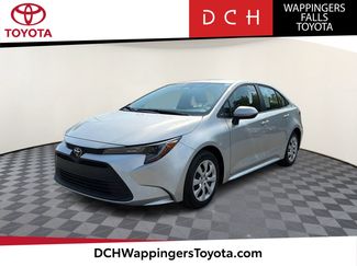 Used 2026 Toyota Corolla LE FWD video 1