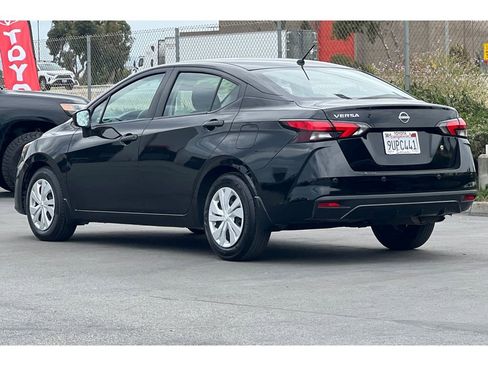 Used 2025 Nissan Versa S w/ Trunk Package image 6