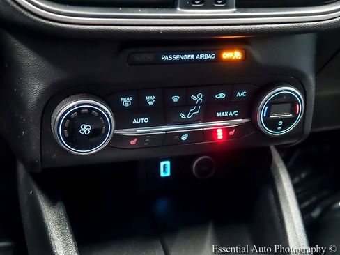 Certified 2020 Ford Escape SEL FWD image 17