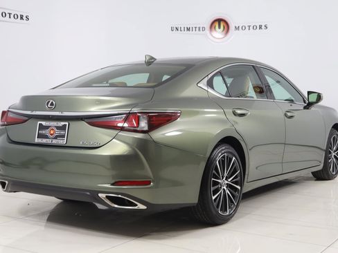 Used 2024 Lexus ES 350 w/ Premium Package image 3