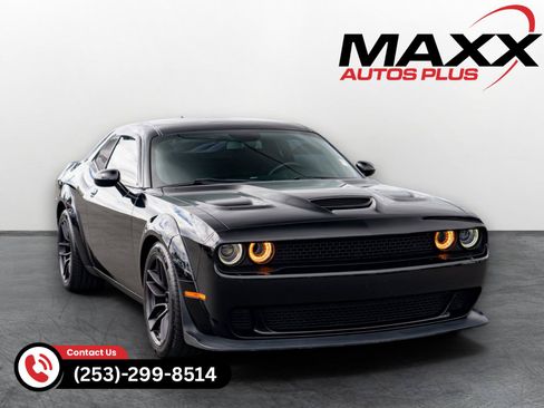 Used 2019 Dodge Challenger R/T Scat Pack w/ Widebody Package RWD image 1