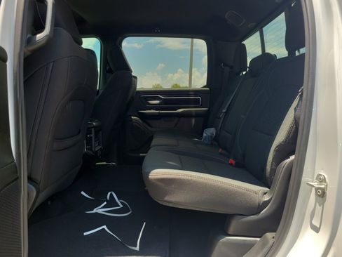 Used 2025 RAM 1500 Big Horn AWD/4WD image 8
