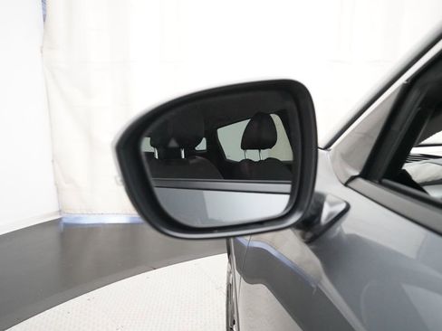 Used 2025 Nissan Kicks SR AWD/4WD image 24