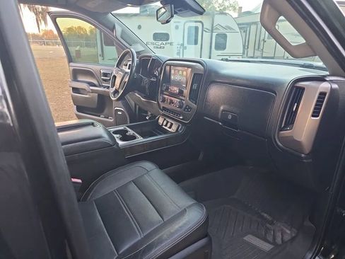 Used 2015 GMC Sierra 2500 Denali w/ Duramax Plus Package image 15