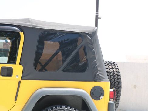 Used 2004 Jeep Wrangler X w/ Convenience Group AWD/4WD image 53