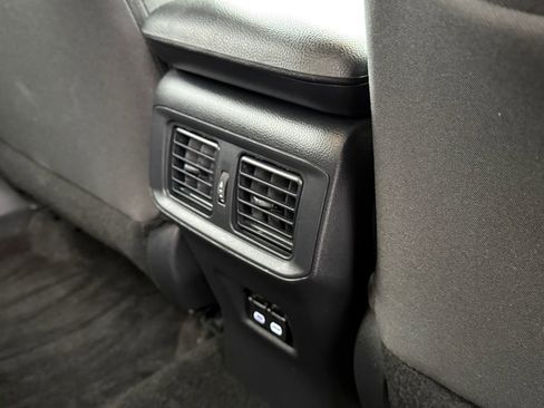 Certified 2025 Toyota RAV4 XLE image 21