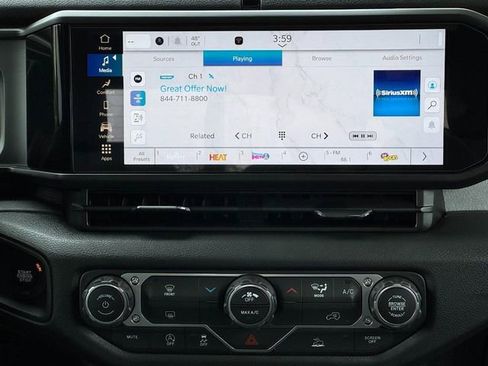 New 2025 Jeep Gladiator Sport image 9