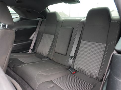 Used 2020 Dodge Challenger SXT w/ Blacktop Package image 20