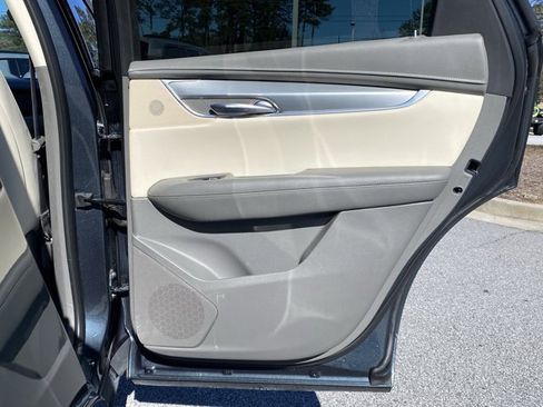 Used 2019 Cadillac XT5 Luxury image 29