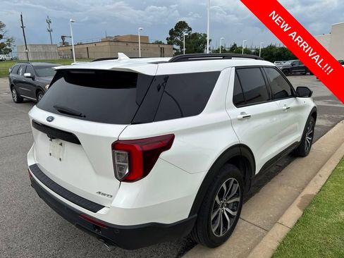 Used 2022 Ford Explorer ST-Line AWD/4WD image 4