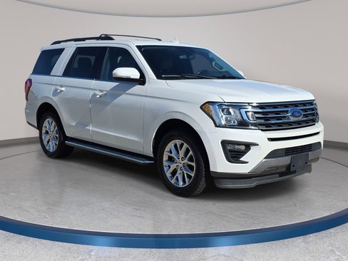 Used 2021 Ford Expedition XLT RWD image 4