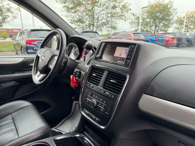 Used 2018 Dodge Grand Caravan GT FWD image 33