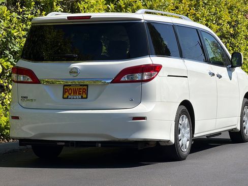 Used 2012 Nissan Quest S FWD image 4
