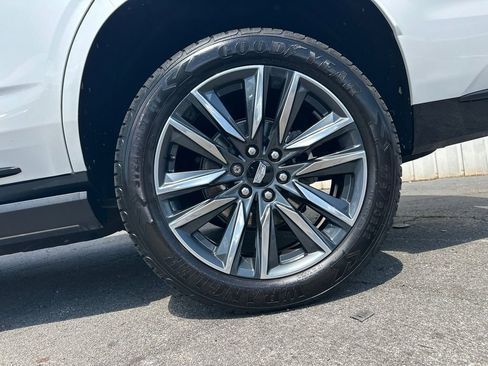 Used 2022 Cadillac Escalade Sport w/ Touring Package RWD image 19