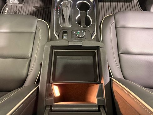 Certified 2023 Chevrolet Traverse Premier image 28