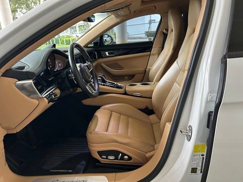 Used 2018 Porsche Panamera w/ Premium Package Plus RWD image 5