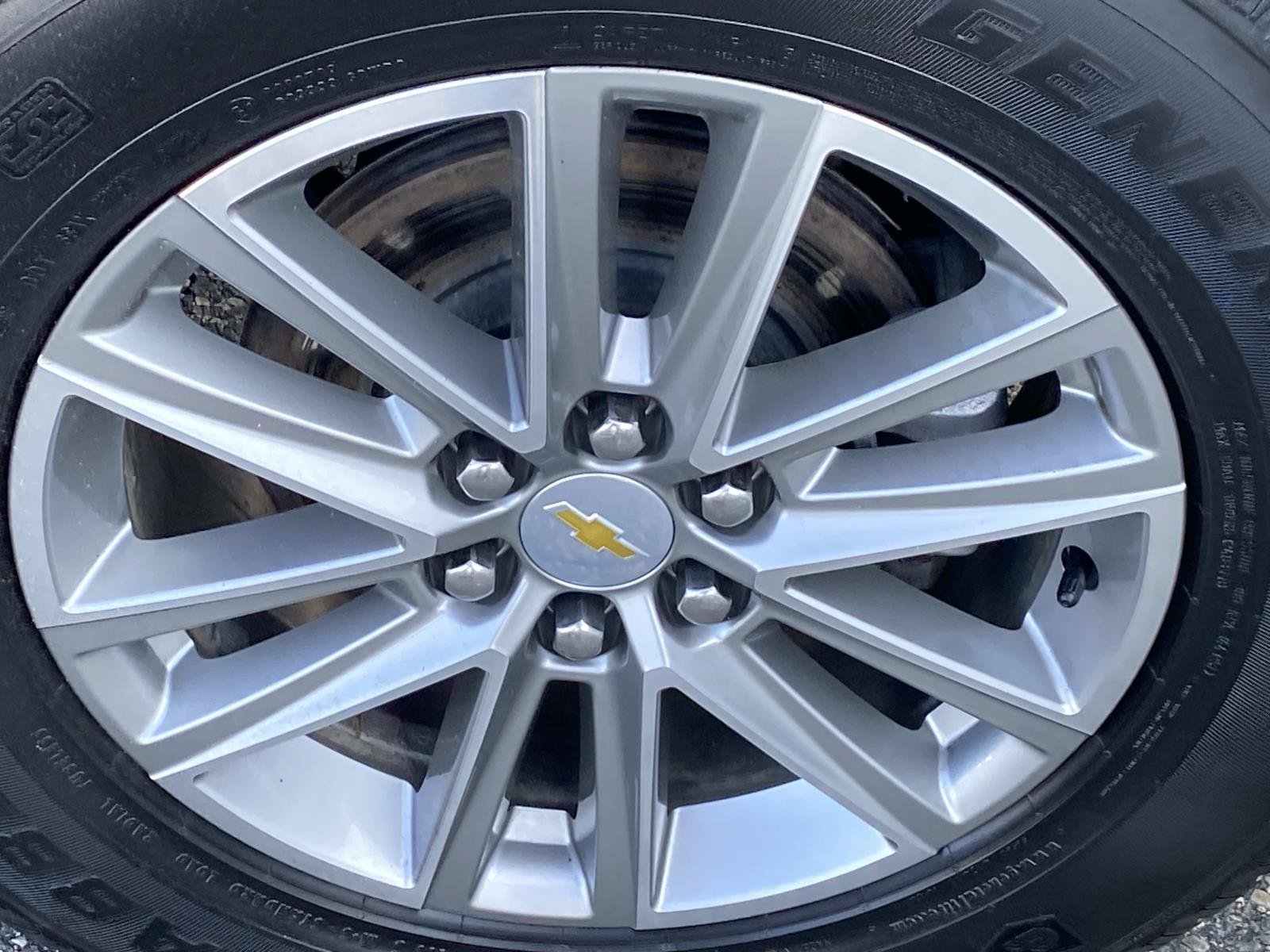 Used 2022 Chevrolet Traverse LT w/ LPO, Floor Liner Package AWD/4WD image 27