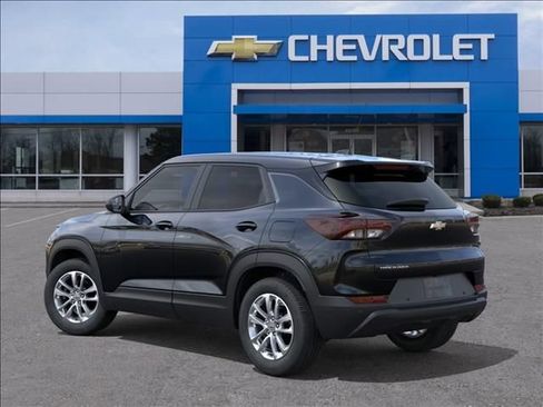 New 2026 Chevrolet TrailBlazer LS w/ LS Convenience Package FWD image 3