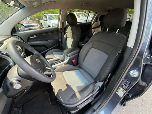 Used 2016 Kia Sportage LX FWD image 17