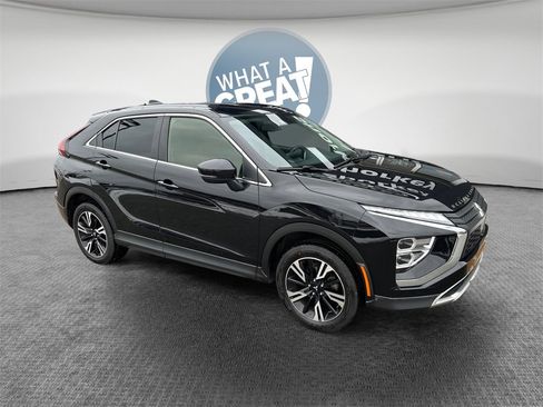Used 2023 Mitsubishi Eclipse Cross SE image 1