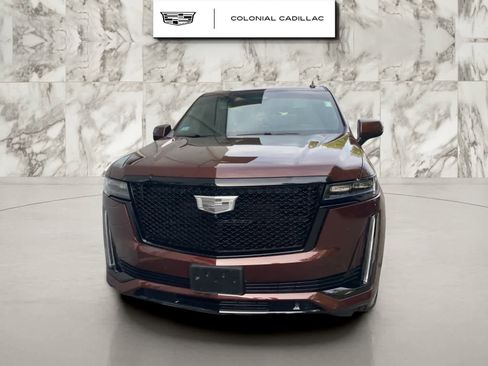 Used 2022 Cadillac Escalade Sport w/ Touring Package image 7