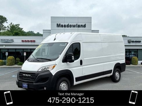 Used 2025 RAM ProMaster 2500 w/ Convenience Group FWD image 1