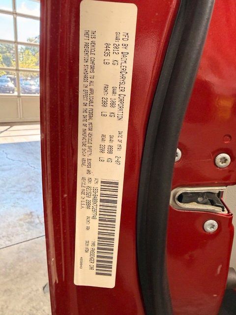 Used 2007 Dodge Caliber SXT FWD image 10