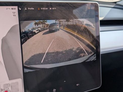 Used 2023 Tesla Model 3 Standard Range RWD image 17
