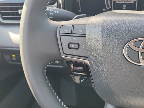 New 2026 Toyota Camry SE w/ Convenience Package FWD image 9