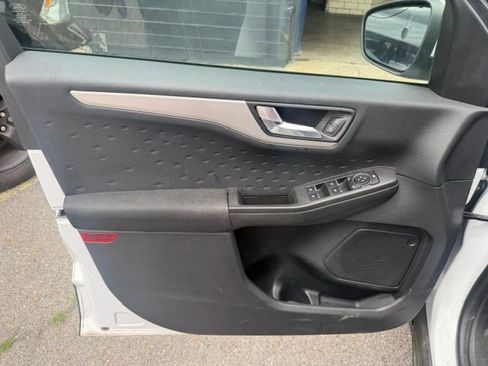 Used 2020 Ford Escape SE AWD/4WD image 10
