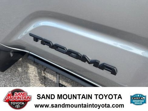 Used 2024 Toyota Tacoma TRD Sport RWD image 9