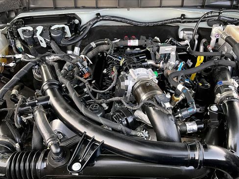 Certified 2023 Ford Bronco Wildtrak image 32