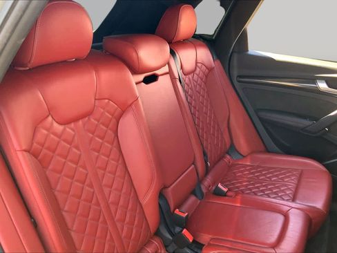 Used 2019 Audi SQ5 Prestige w/ Prestige Package AWD/4WD image 20