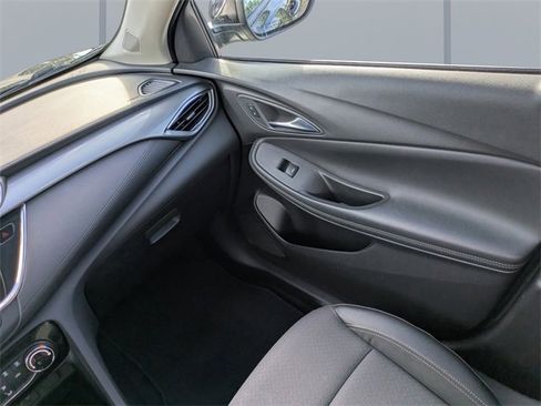 Used 2022 Buick Encore GX Preferred image 16