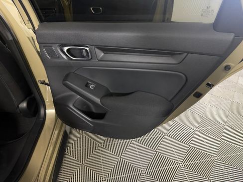 Used 2025 Honda Civic Sport image 28
