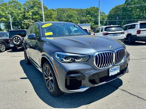 Used 2022 BMW X5 xDrive40i w/ M Sport Package AWD/4WD image 8